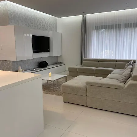 Apartament Amira & Wellness