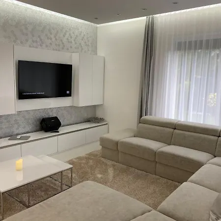 Apartment Amira & Wellness Nagykallo
