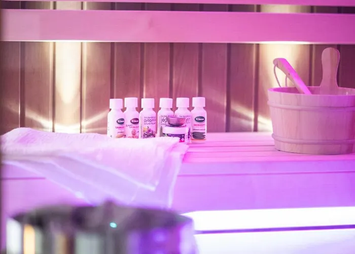 Amira & Wellness *